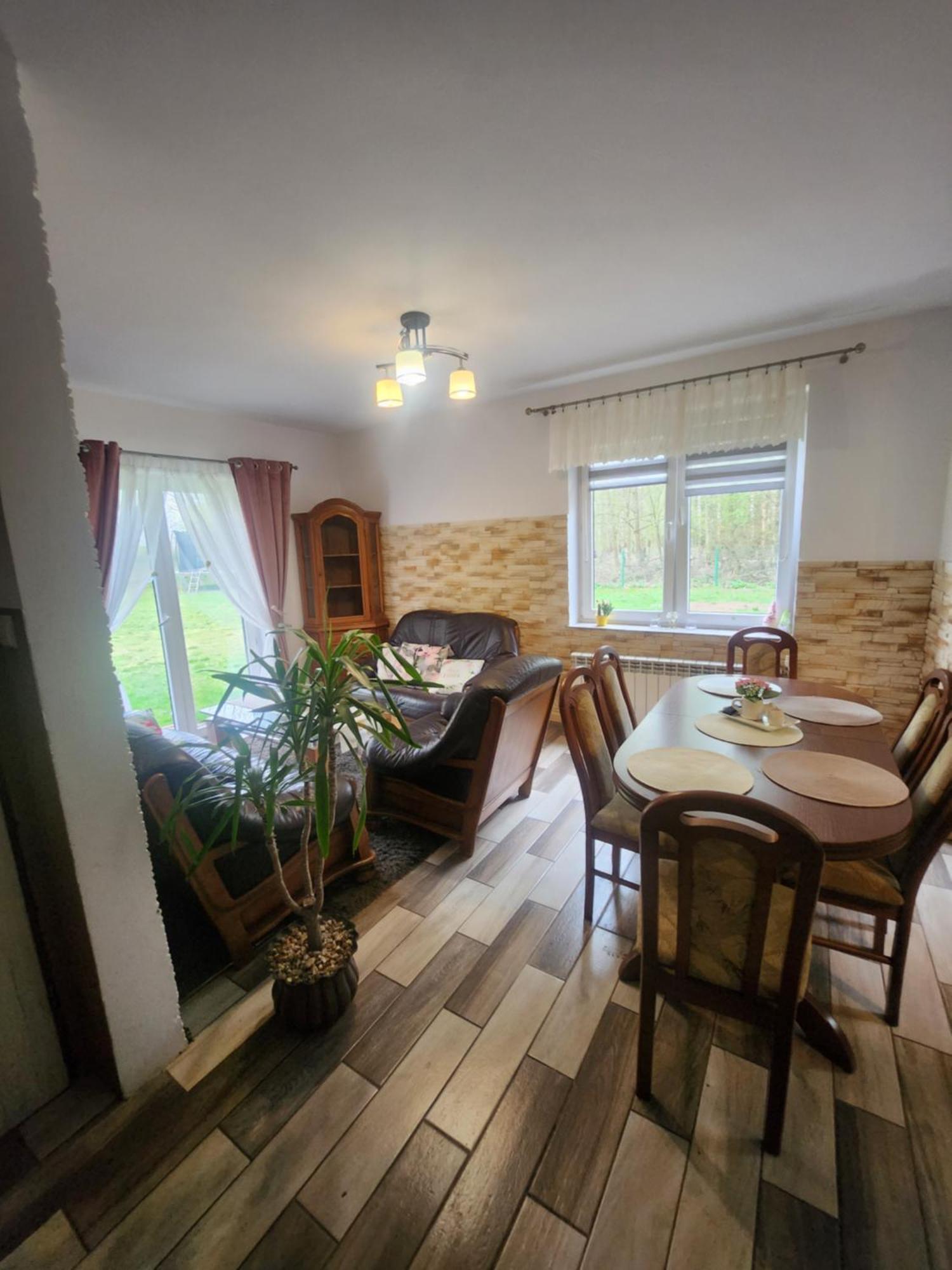 Letniskowy W Lesie 6 -7 Osob Ferienhaus *